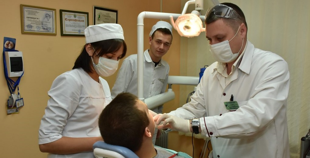 СТОМАТОЛОГІЧНИЙ ВІДДІЛ УНІВЕРСИТЕТСЬКОЇ КЛІНІКИ