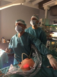 Під час операції ТЕР при паховій грижі