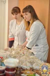 Volontery-do-Velykodnia-16040270