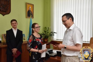 Dyplomy-rektor-16084094