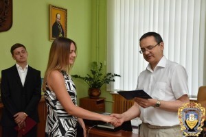 Dyplomy-rektor-16084103