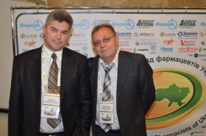 Доцент Дмитро Коробко та професор Сергій Коваленко (ЗДМУ).