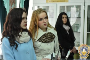 Den-vidkrytykh-dverey-17039762