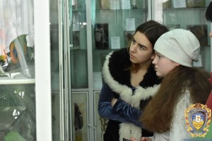 Den-vidkrytykh-dverey-17039765