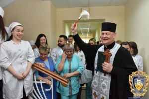 Stomat-viddil-vidkryttia-17041663