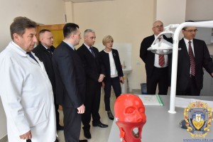 Stomat-viddil-vidkryttia-17041799