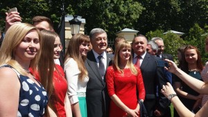 19340012_1287058244745981_1550712952_o