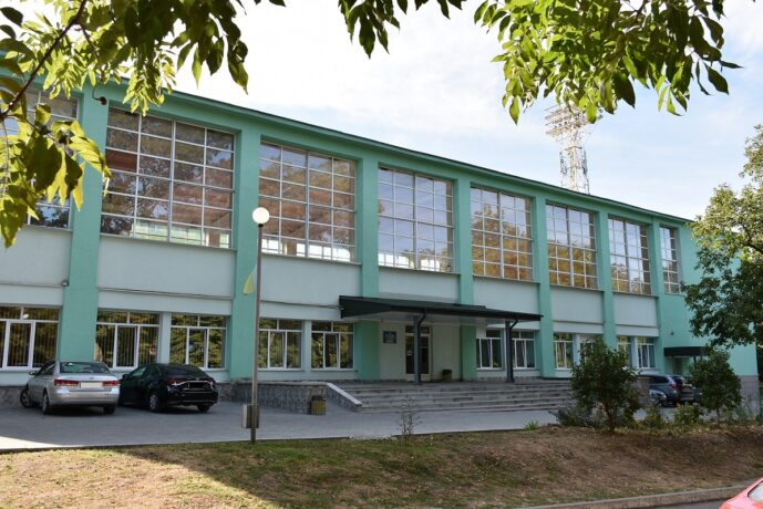 nimble_asset_Korpus-NNI-medsestr-19097337